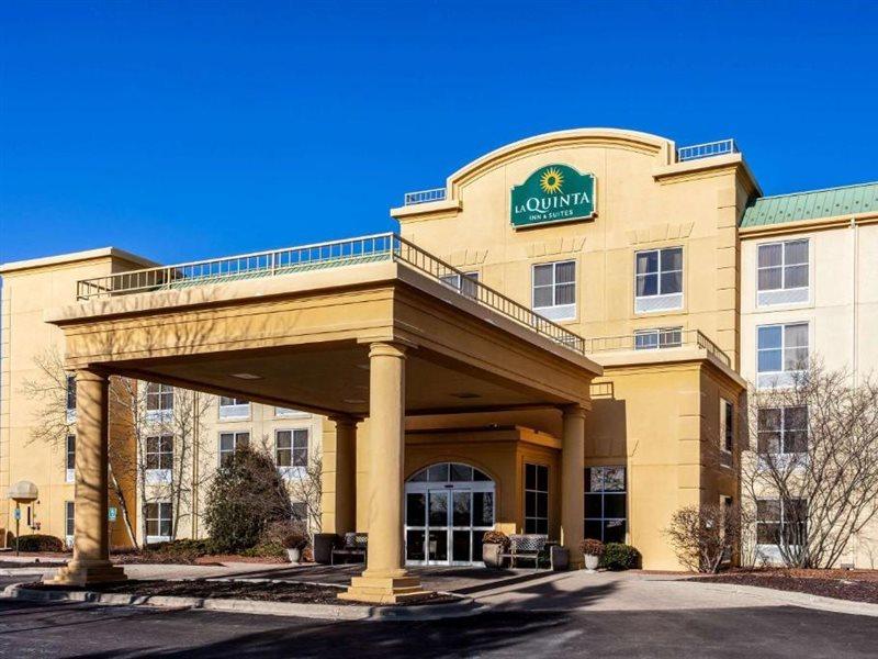 La Quinta By Wyndham Milwaukee Sw New Berlin Hotel Ngoại thất bức ảnh