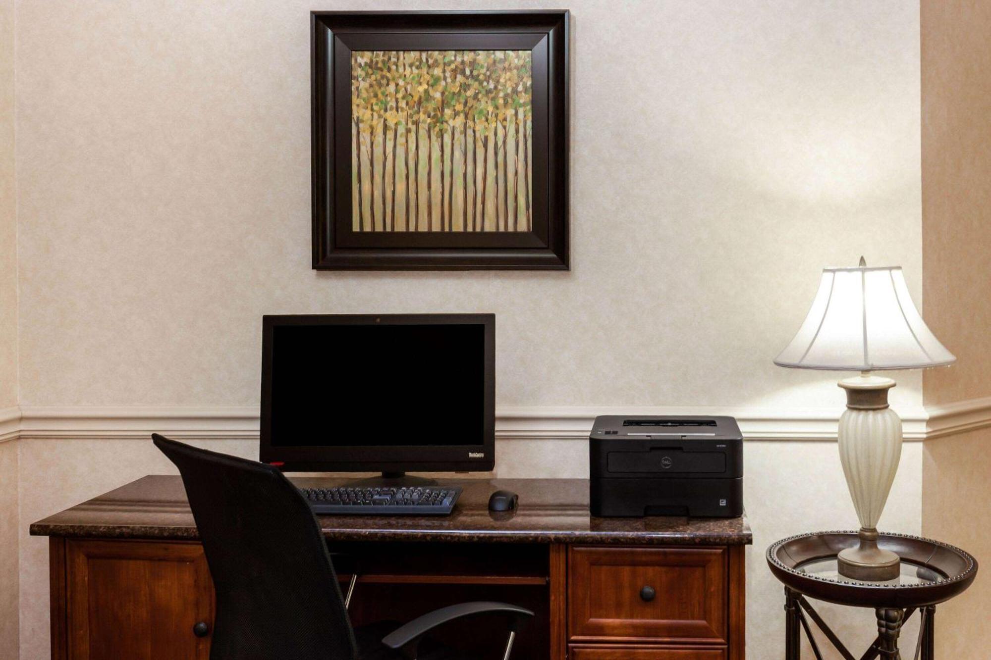 La Quinta By Wyndham Milwaukee Sw New Berlin Hotel Ngoại thất bức ảnh